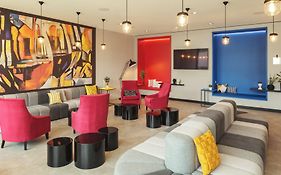 Holiday Inn - The Niu, Form Stuttgart Feuerbach By Ihg